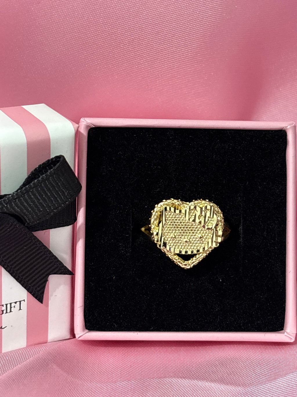 HK Nugget Heart Ring